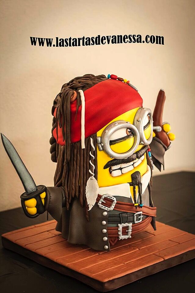 Jack Sparrow Minion Cake 