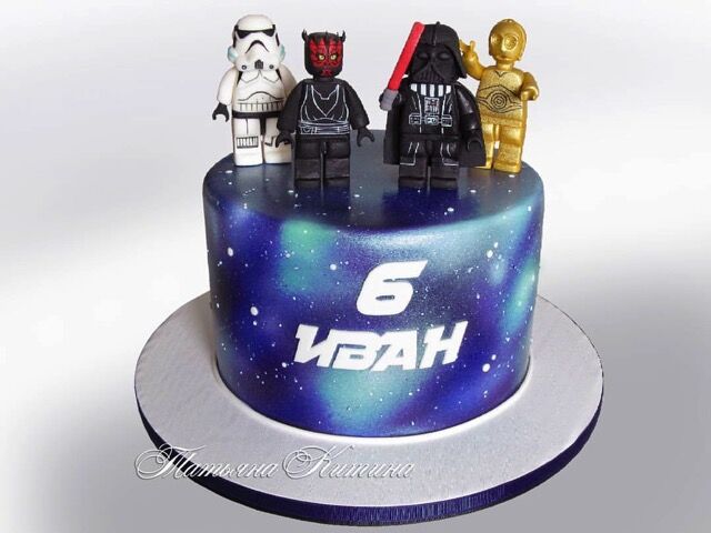 LEGO Star Wars Cake