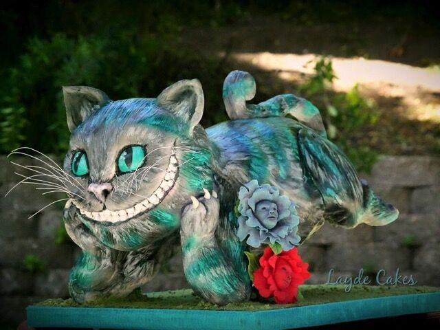 Cheshire Cat Cake
